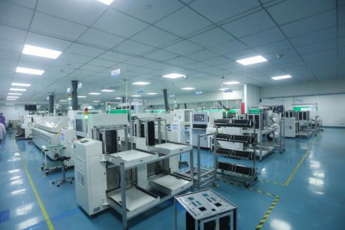 云漢芯城 雙項(xiàng)大獎(jiǎng)?wù)蔑@數(shù)字化建設(shè)硬實(shí)力，技術(shù)服務(wù)鑄就產(chǎn)業(yè)新標(biāo)桿